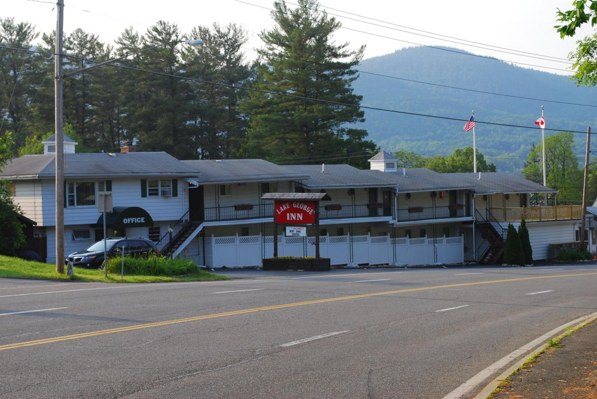 The Lake George Inn Exterior foto